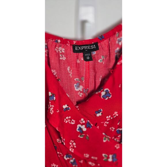 Womens red floral dress from Express. Size x-small - Picture 12 of 15